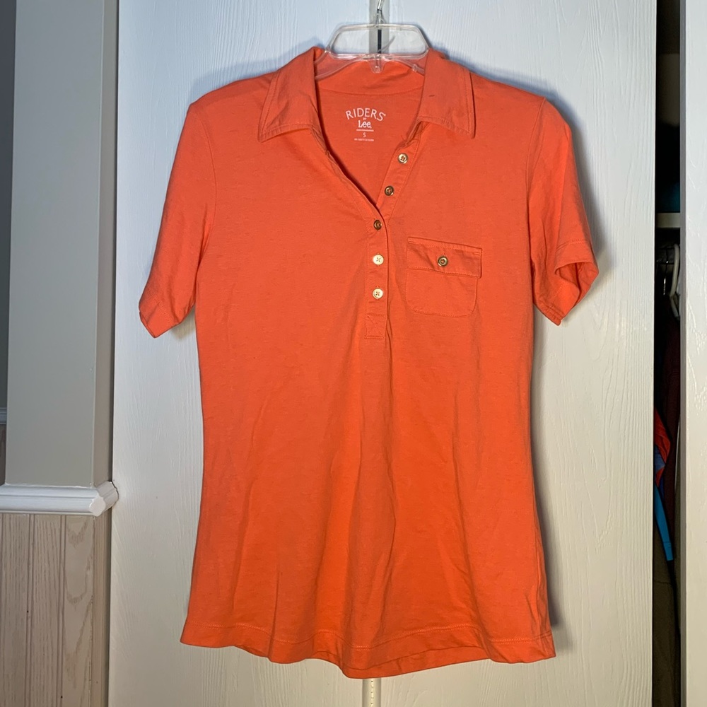 Lee pink shirt